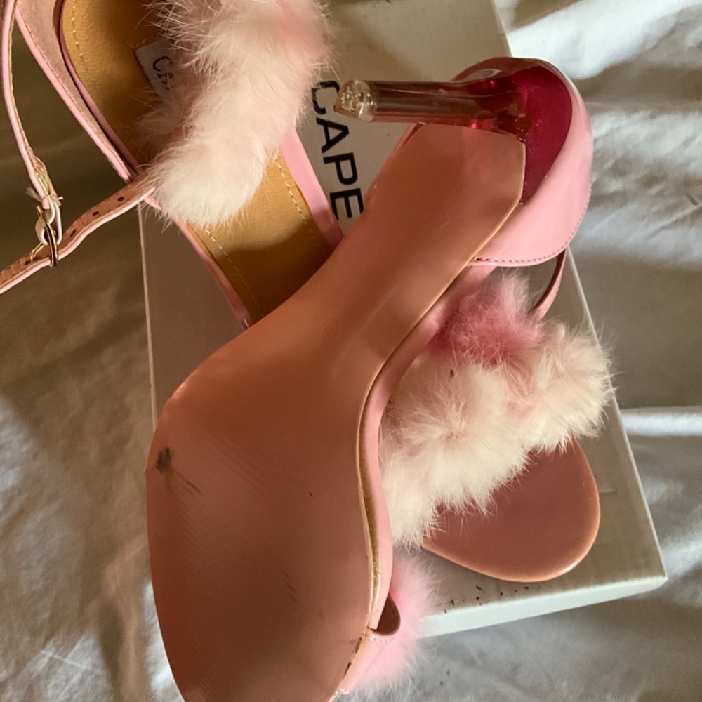 Light, pink, furry sandals - Picture 3 of 4